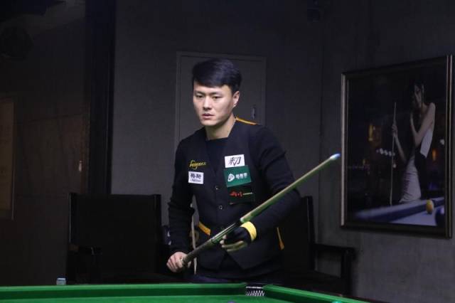 球和多拍持 球和多拍持