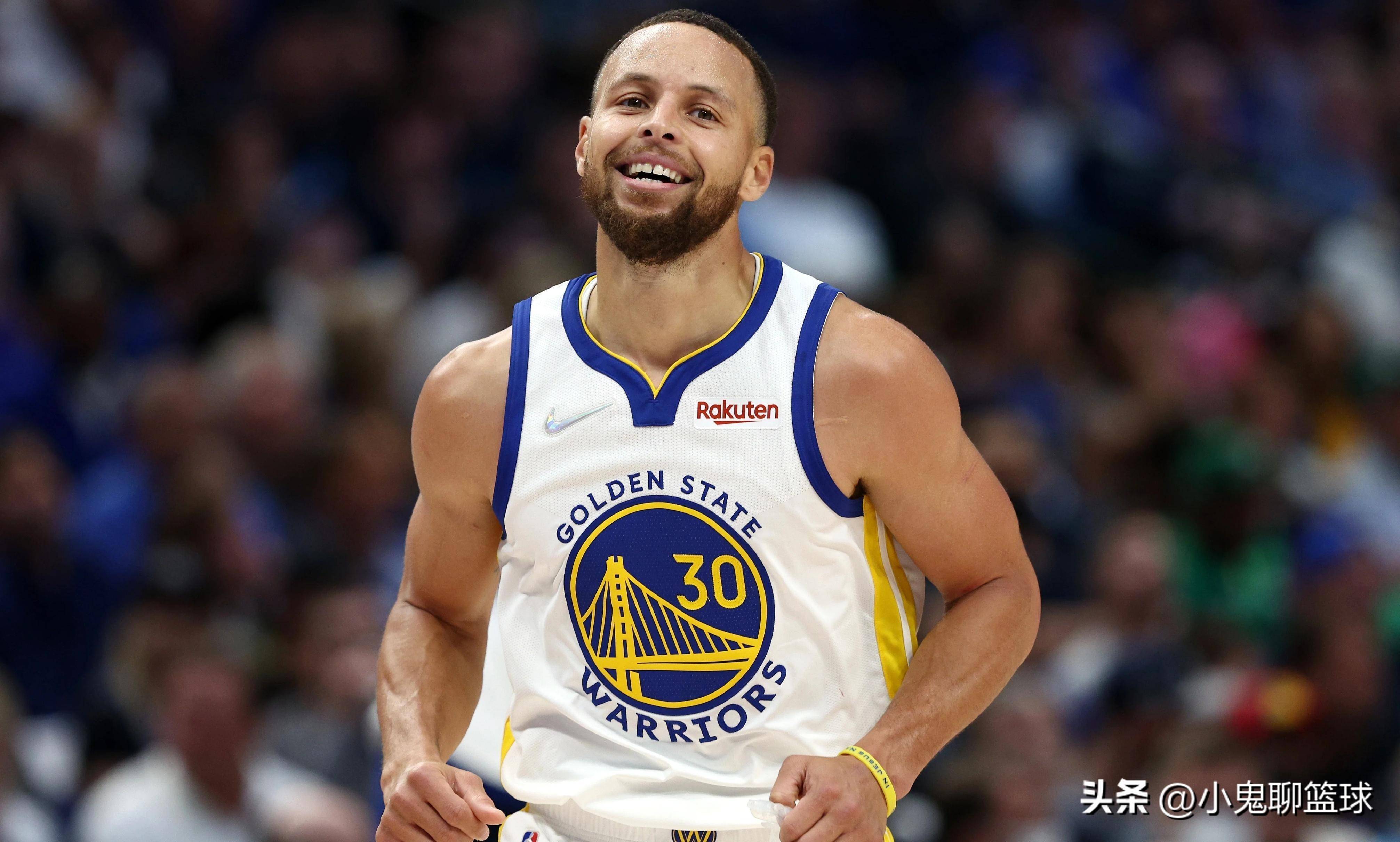 和篮板上有 和篮板上有