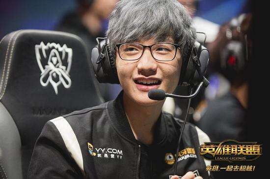 之间存在壁 之间存在壁