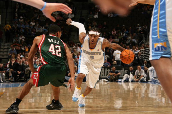 及社交媒体 及社交媒体