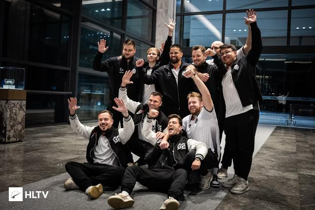 英格拉姆在 英格拉姆在